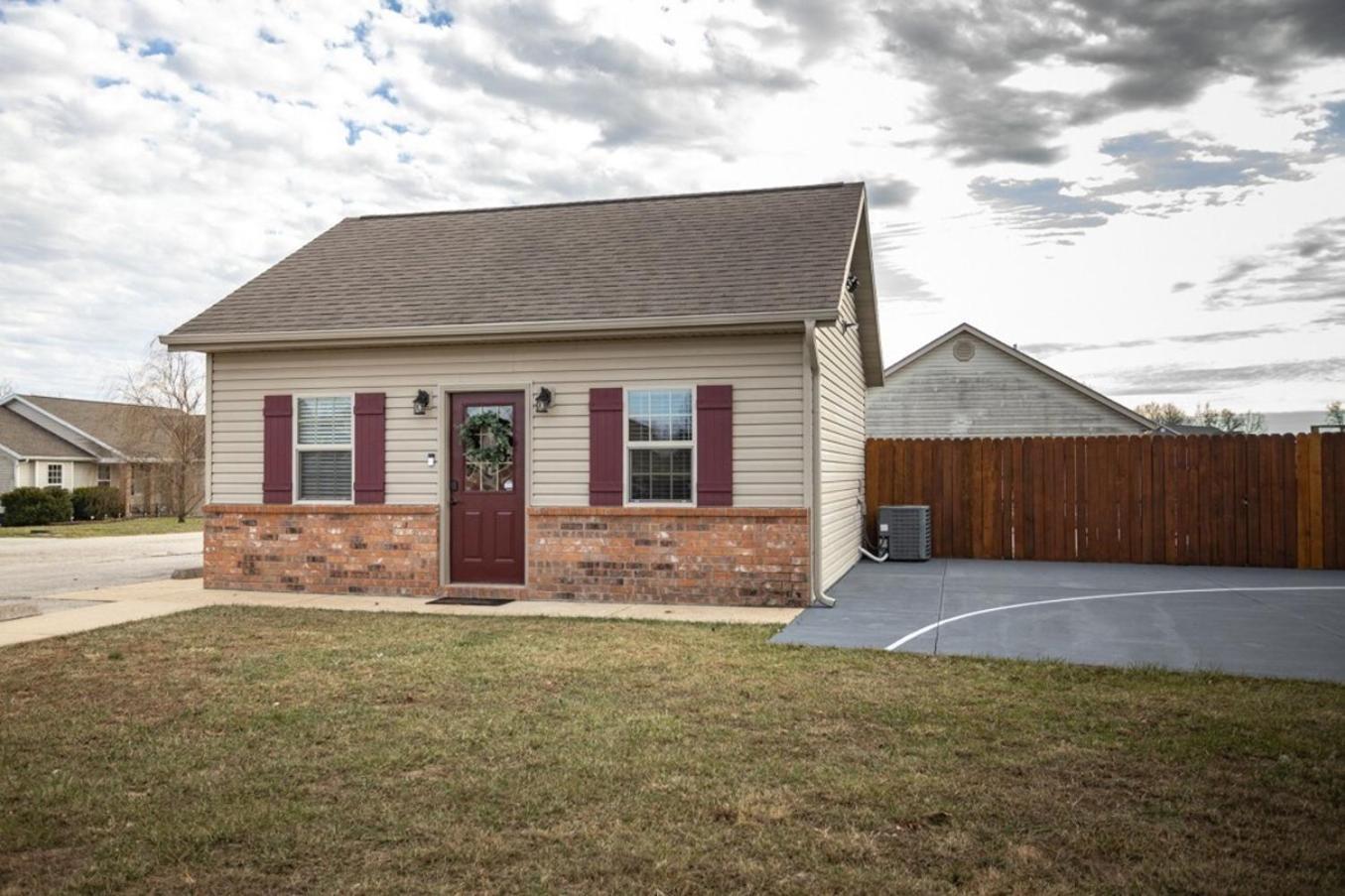 Tiny Home With Hot Tub Near Ft Leonard Wood! Waynesville Exterior foto