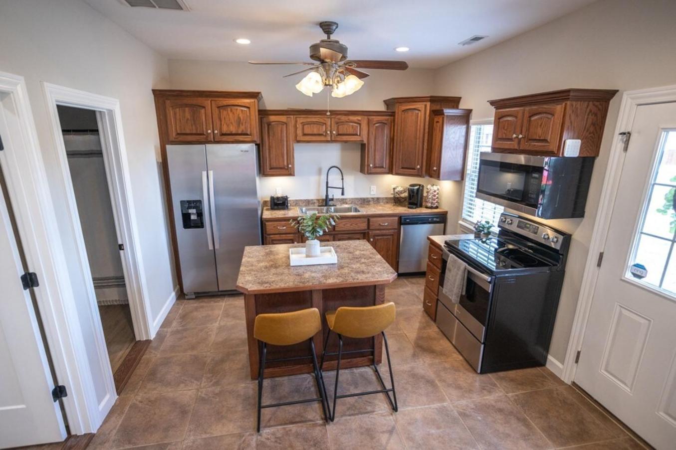 Tiny Home With Hot Tub Near Ft Leonard Wood! Waynesville Exterior foto